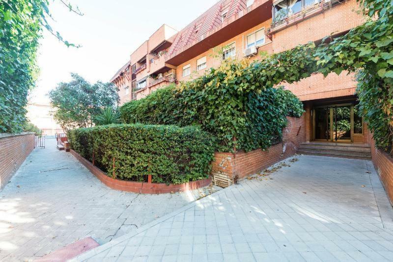 شقة Vivienda Familiar Con Jardin Junto A Ifema مدريد المظهر الخارجي الصورة